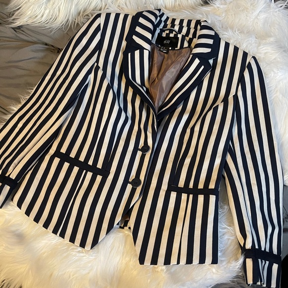H&M Navy & Cream Striped Blazer